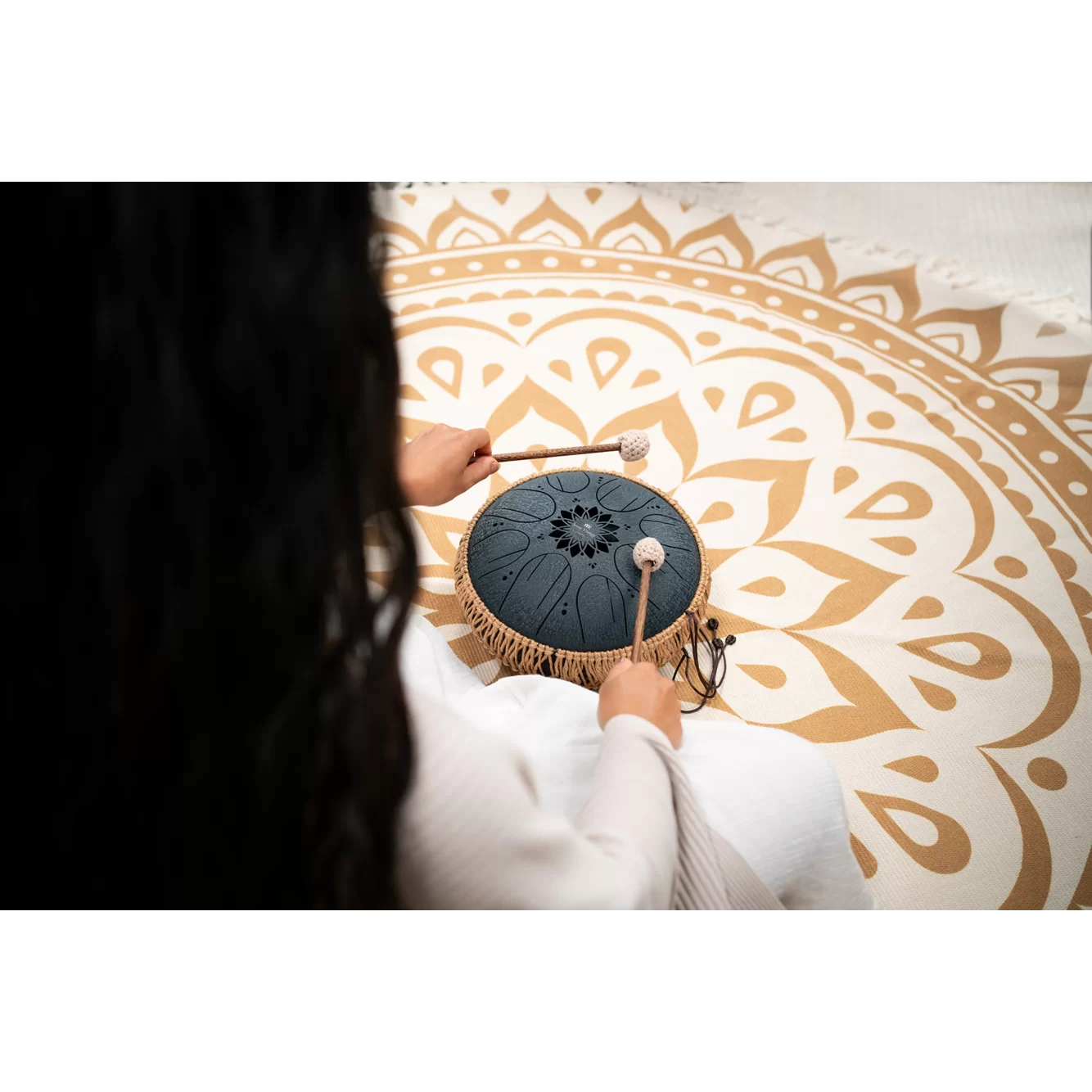 10" Steel Tongue Drum, C minor, 8 Notes, 432 HZ, Navy Blue - Meinl Sonic Energy