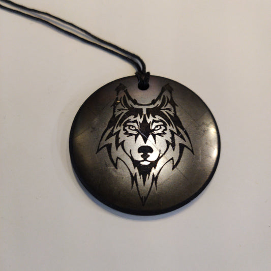 Shungite - pendant circle 30 mm "Wolf"