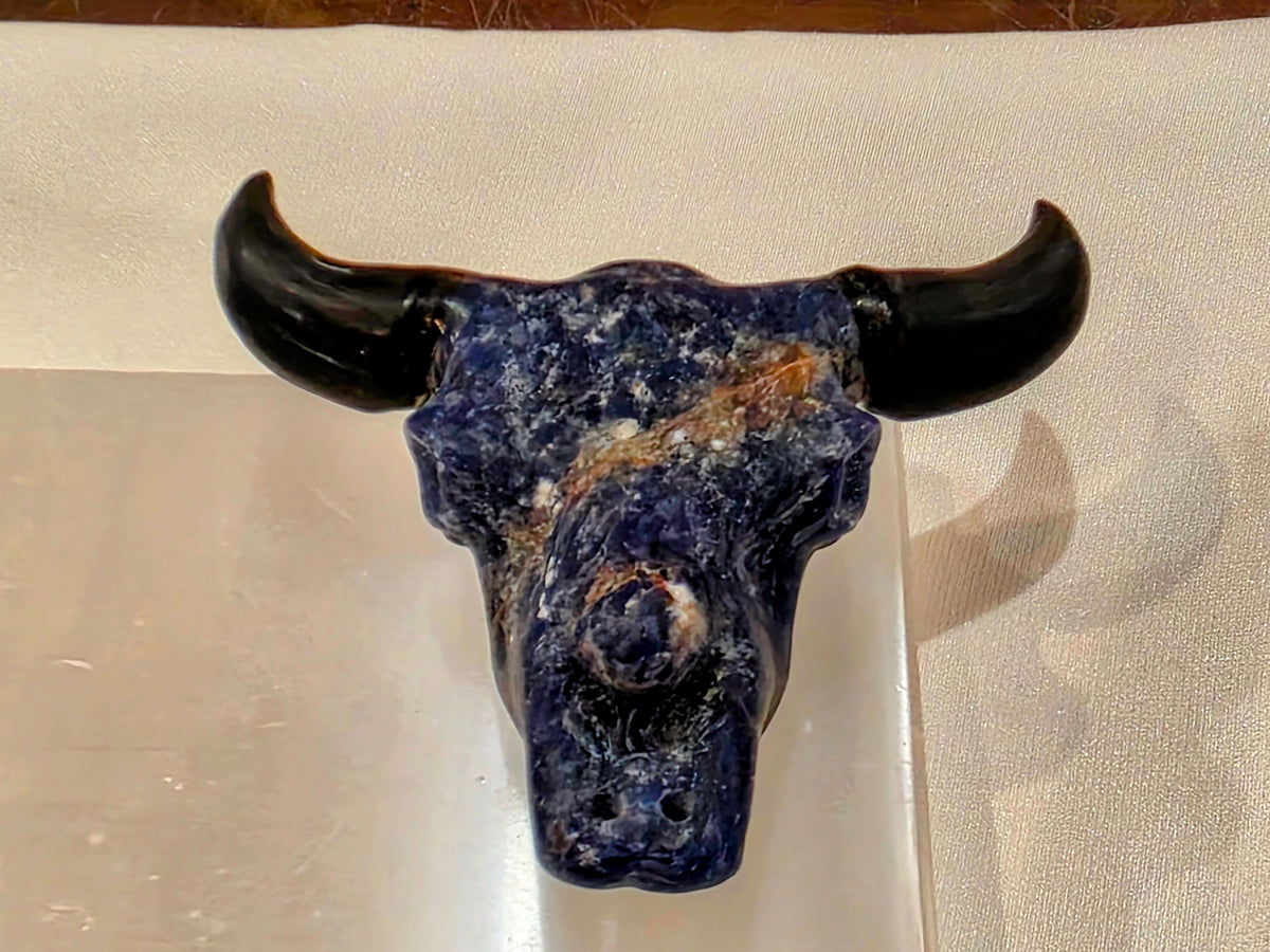 Carved Gemstone Longhorn