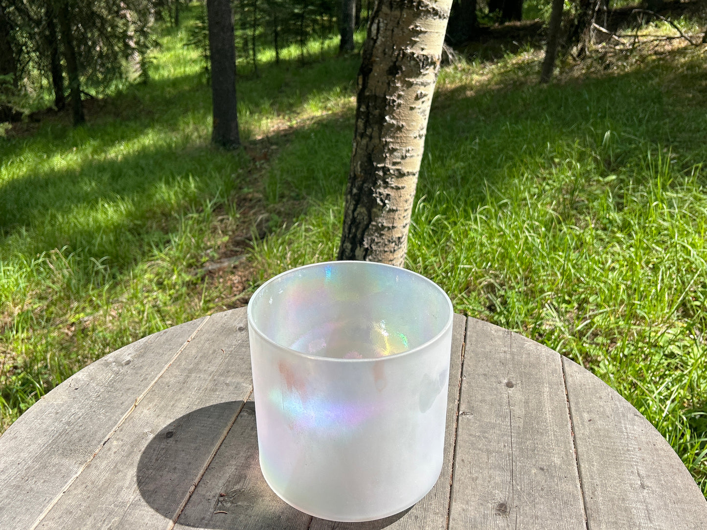 8" D +35 EMERALD, MORGANITE, PLATINUM (INSIDE) FROSTED ALCHEMY CRYSTAL SINGING BOWL