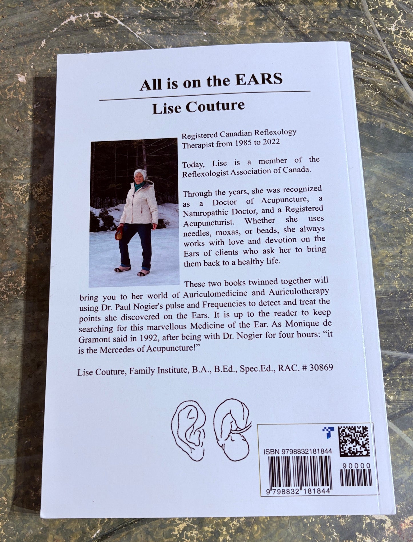 All is on the EARS - Lise Couture