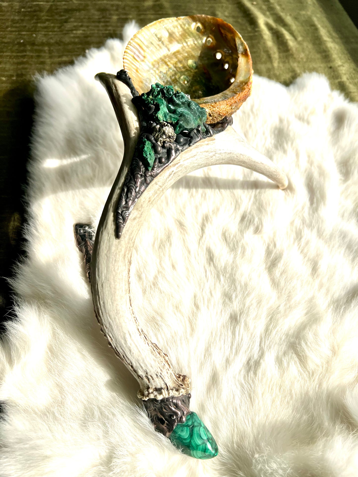 Abalone Shell, Full Deer Antler Medium  - Fibrous Malachite - Smudge Bowl