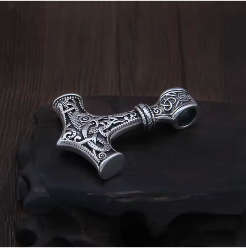Men's Retro Viking Thors Hammer with gift box and necklace
